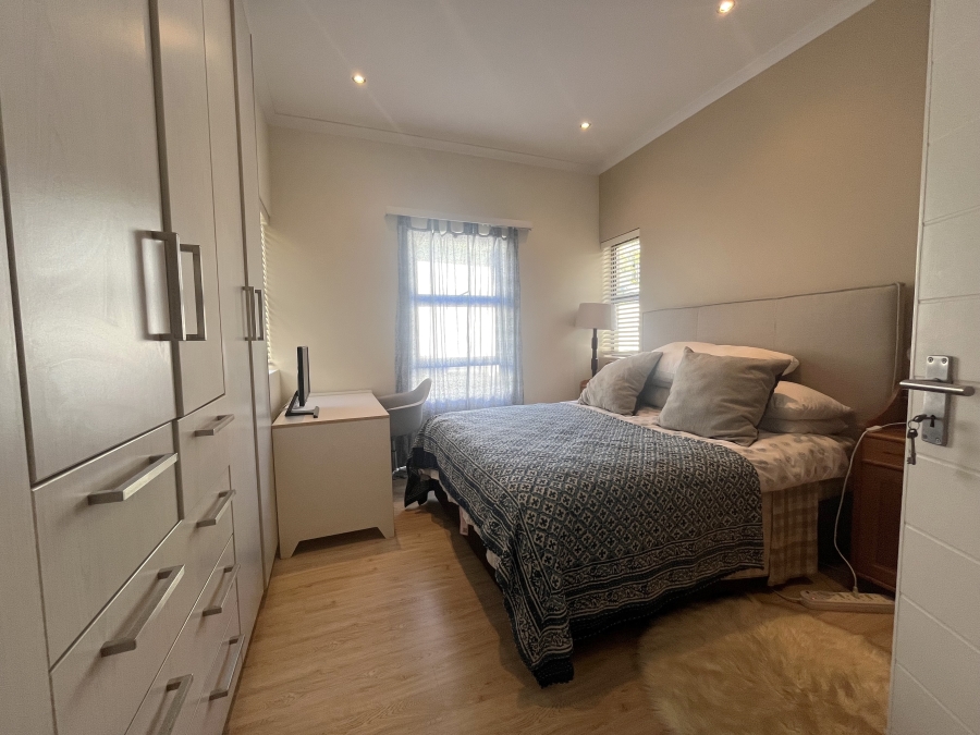 To Let 3 Bedroom Property for Rent in Big Bay Western Cape